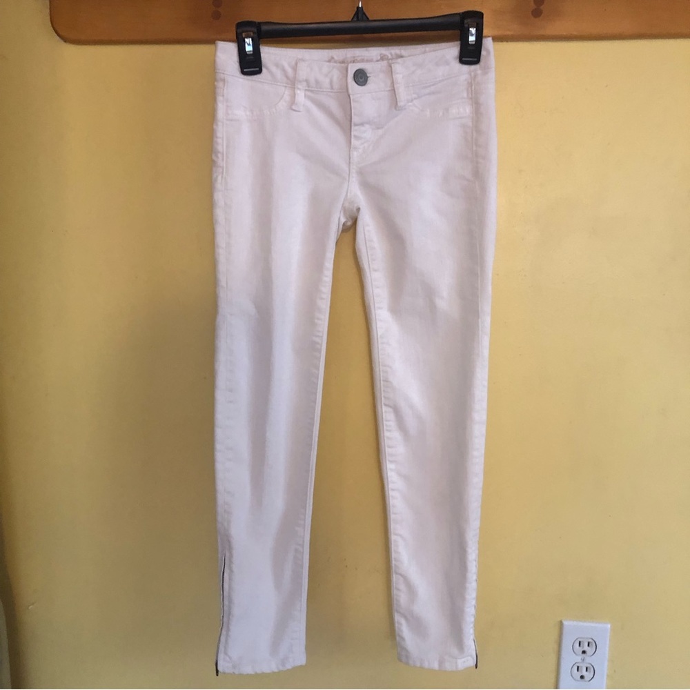 American Eagle White Jeans size: 00
